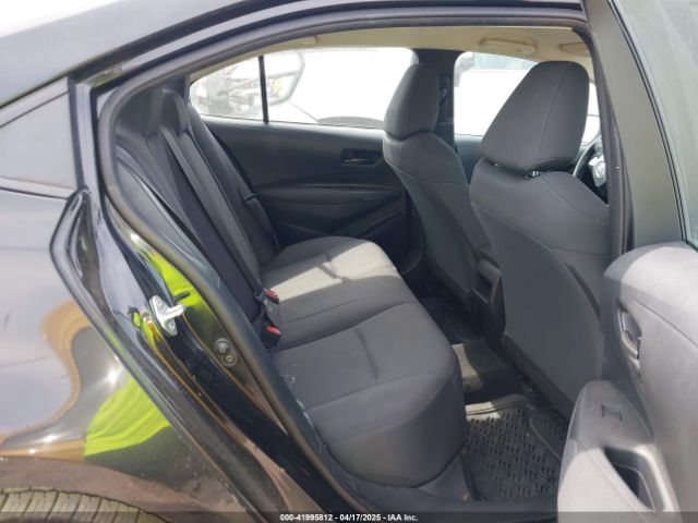 5YFEPMAEXNP274743 Toyota COROLLA LE