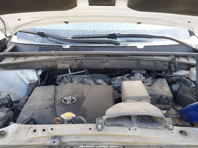 2017 TOYOTA HIGHLANDER 5TDJZRFH3HS513862 Photo 9