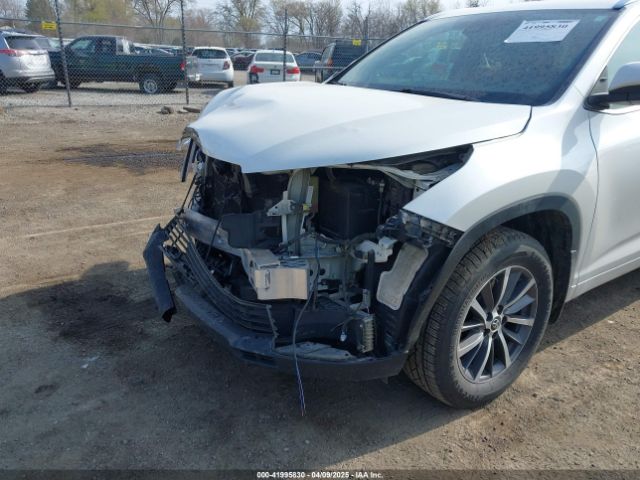 2017 TOYOTA HIGHLANDER 5TDJZRFH3HS513862 Photo 5