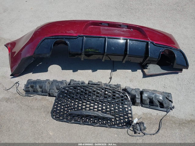 2C3CCABGXKH686121 Chrysler 300 300s
