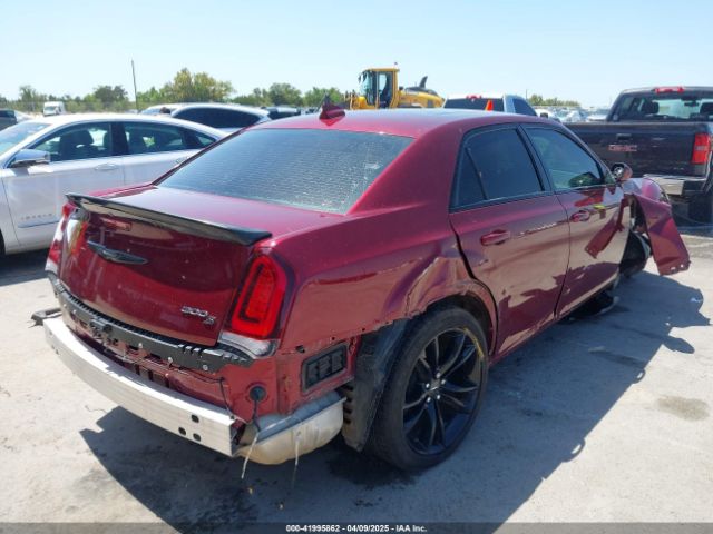 2019 CHRYSLER 300 2C3CCABGXKH686121 Photo 3
