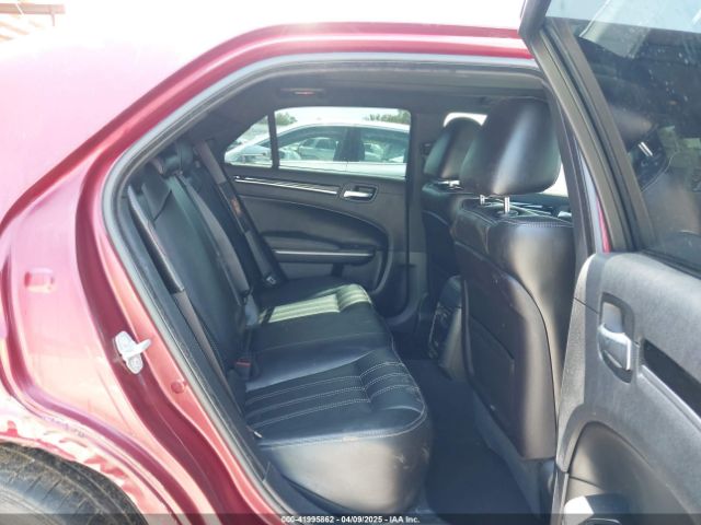 2019 CHRYSLER 300 2C3CCABGXKH686121 Photo 7
