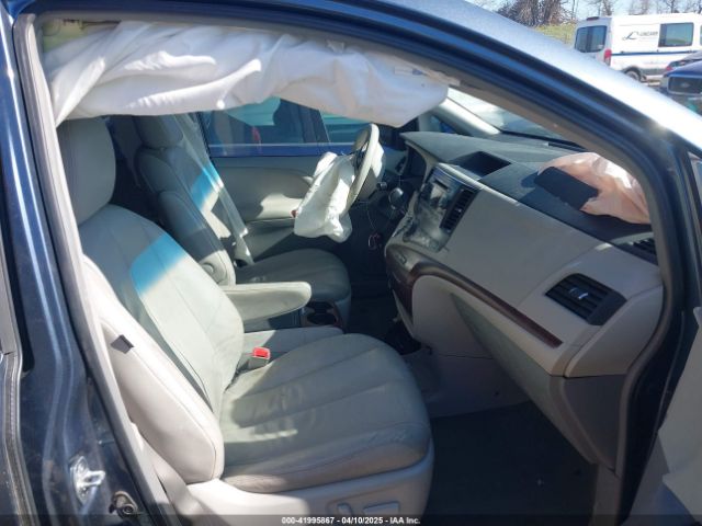 5TDYK3DC2ES500586 Toyota Sienna Xle V6 8 Passenger