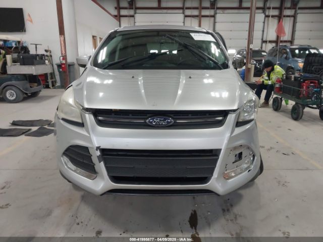 1FMCU9GXXGUA48452 Ford ESCAPE SE