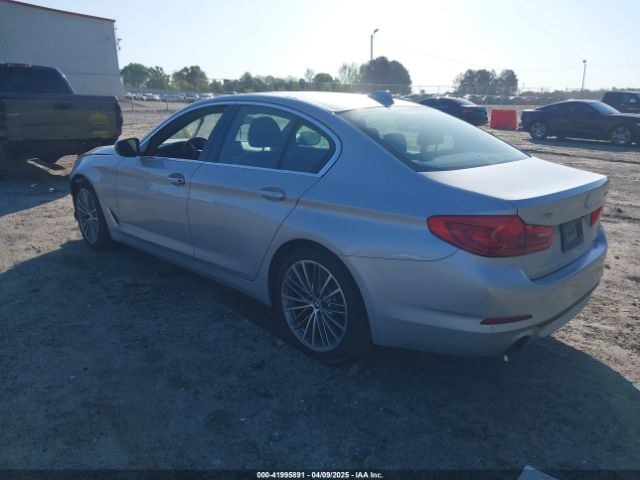 2019 BMW 530I WBAJA7C53KG911819 Photo 2