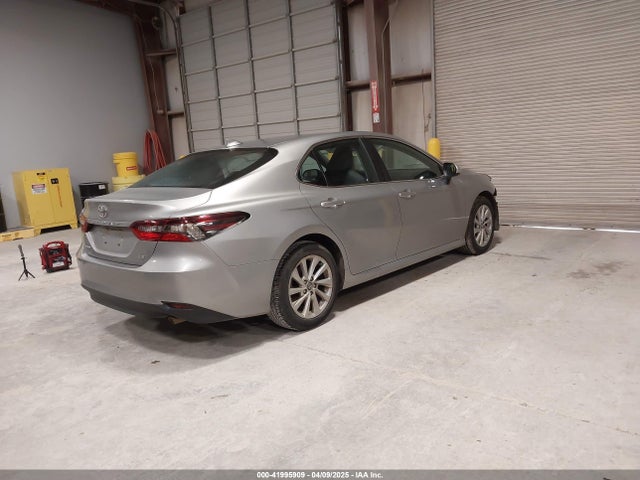 4T1C11AK9MU462227 Toyota CAMRY LE
