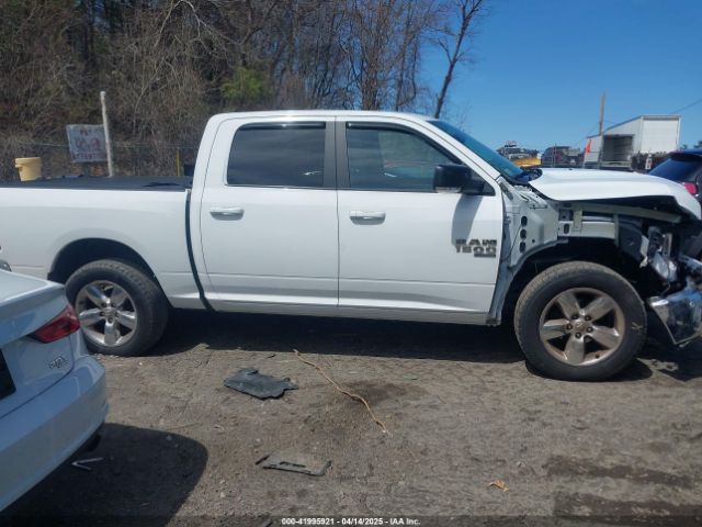 1C6RR7LT6KS689861 RAM 1500 Classic Big Horn  4x4 5'7 Box