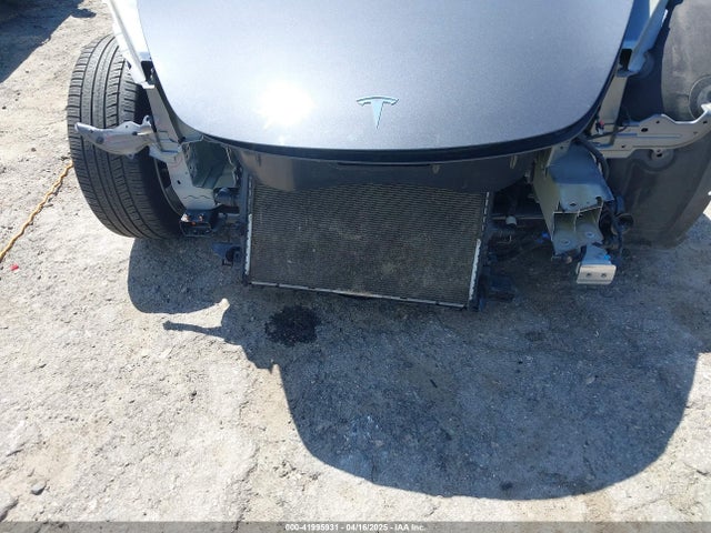 5YJ3E1EB9MF033942 Tesla Model 3 Long Range Dual Motor All-wheel Drive