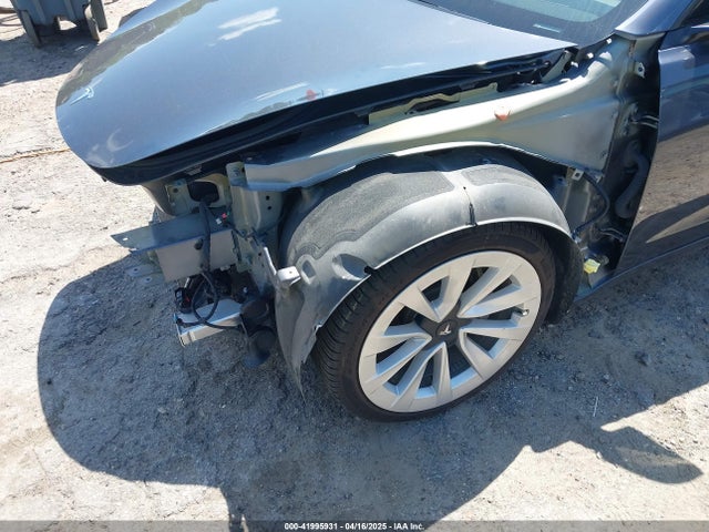 5YJ3E1EB9MF033942 Tesla Model 3 Long Range Dual Motor All-wheel Drive
