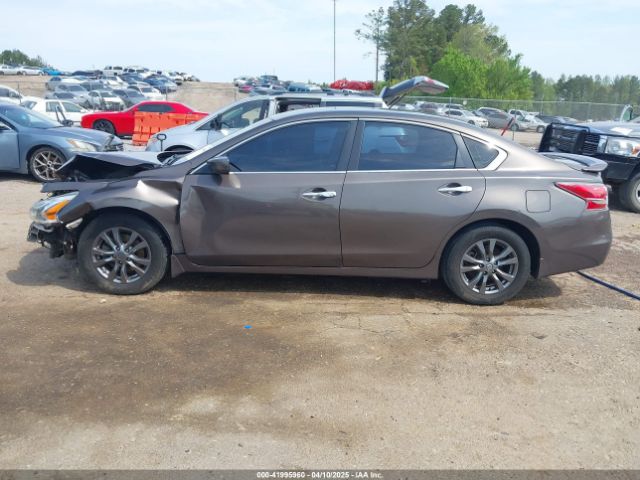 1N4AL3AP2FN379061 Nissan Altima 2.5 S