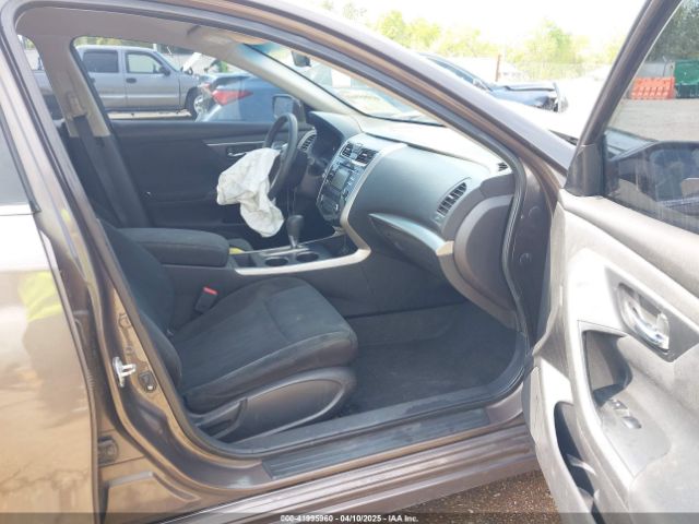 1N4AL3AP2FN379061 Nissan Altima 2.5 S