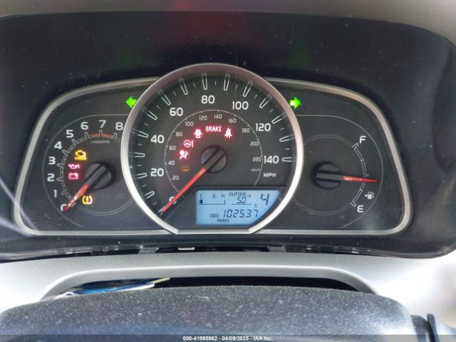 JTMWFREV3FJ044062 Toyota Rav4 Xle