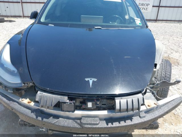 5YJ3E1EAXJF019907 Tesla Model 3 Long Range/mid Range