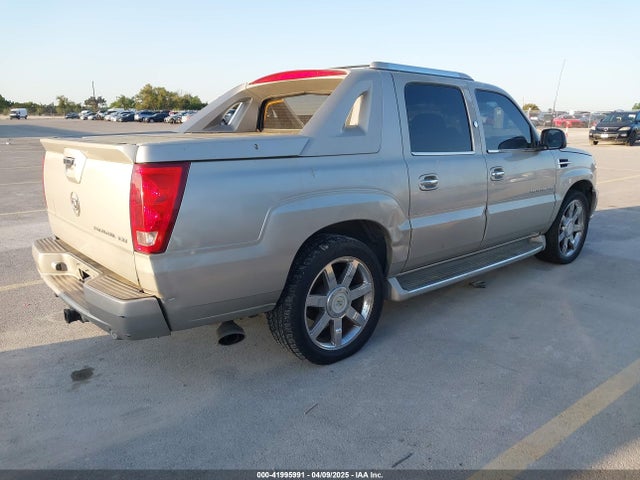 2004 CADILLAC ESCALADE EXT 3GYEK62NX4G291260 Photo 3