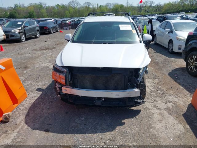 5NMS24AJ5NH409586 Hyundai Santa Fe Sel