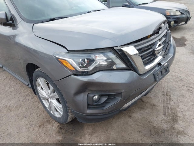 5N1DR2MM0JC666187 Nissan Pathfinder Sl