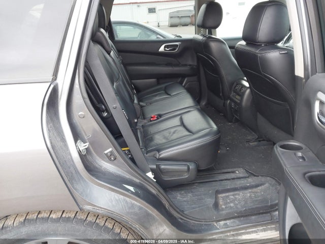 5N1DR2MM0JC666187 Nissan Pathfinder Sl
