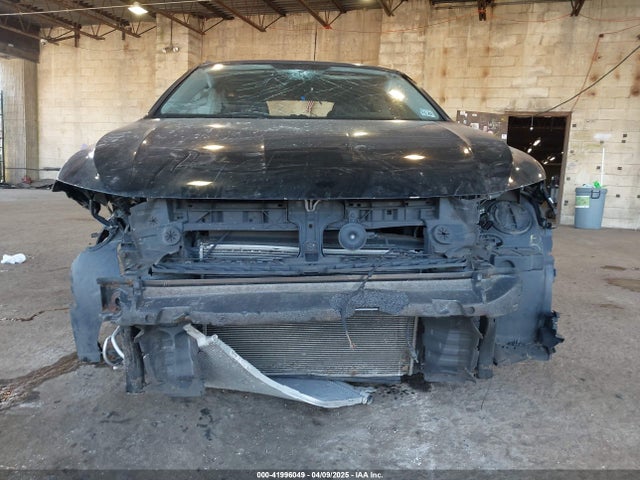 3VWN57BU6KM097833 Volkswagen Jetta 1.4t S