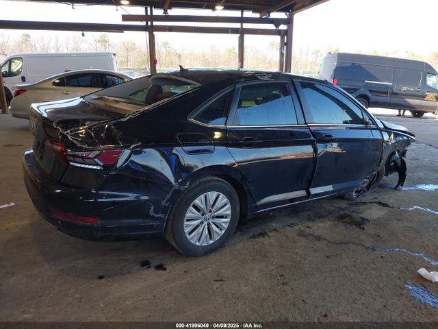 3VWN57BU6KM097833 Volkswagen Jetta 1.4t S