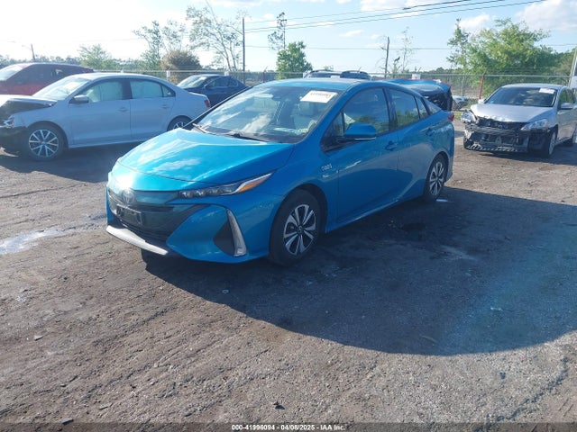 Toyota Prius Prime Premium 2018 JTDKARFPXJ3077974 Image 2