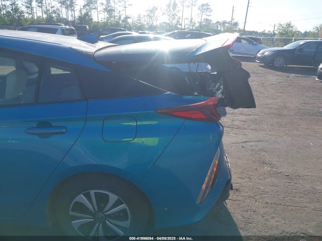 Toyota Prius Prime Premium 2018 JTDKARFPXJ3077974 Image 6
