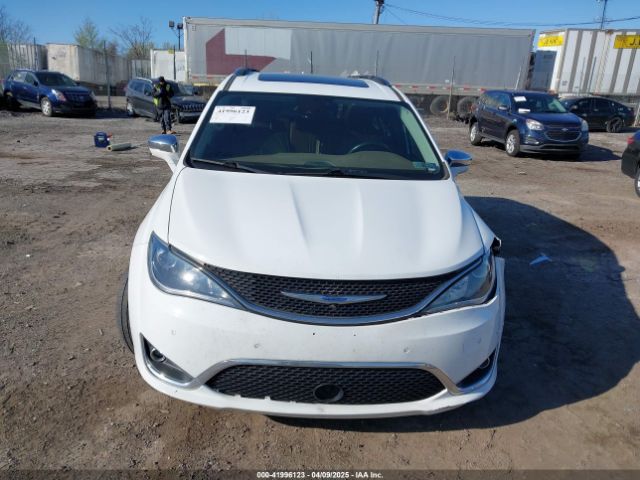 2C4RC1GG1KR550792 Chrysler Pacifica Limited