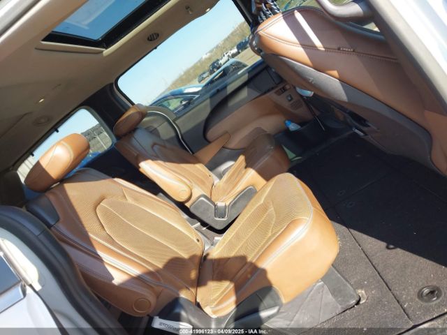 2C4RC1GG1KR550792 Chrysler Pacifica Limited