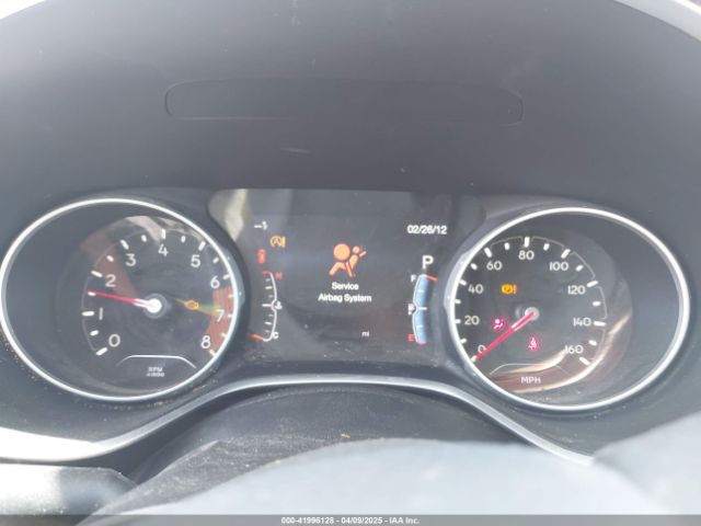3C4NJDBB8JT179577 Jeep Compass