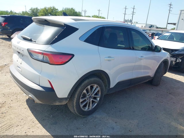 1FMCU0G62MUA08798 Ford ESCAPE SE