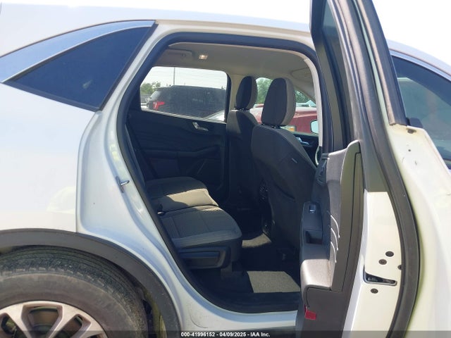 1FMCU0G62MUA08798 Ford ESCAPE SE