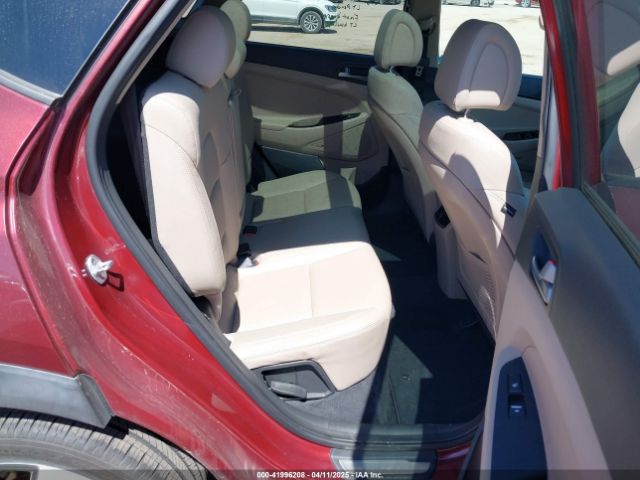 KM8J3CA21HU275146 Hyundai Tucson Limited