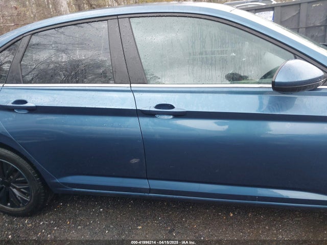 3VWC57BU3KM033532 Volkswagen Jetta 1.4t R-line/1.4t S/1.4t Se