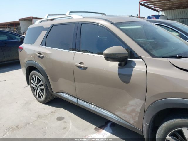 5N1DR3DH5PC261041 Nissan Pathfinder Platinum Fwd