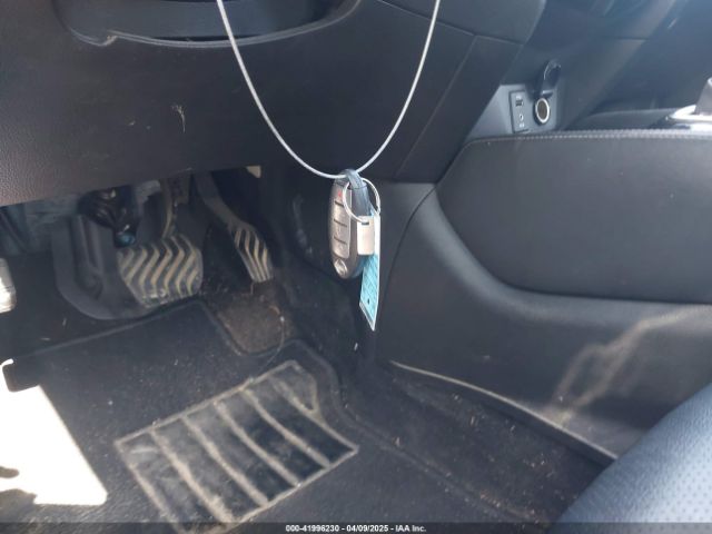 JN1BJ1CPXJW164412 Nissan Rogue Sport Sl