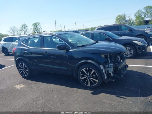 JN1BJ1CPXJW164412 Nissan Rogue Sport Sl