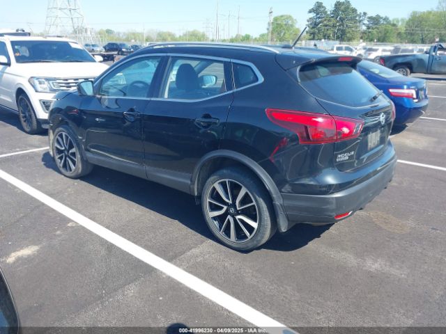 JN1BJ1CPXJW164412 Nissan Rogue Sport Sl