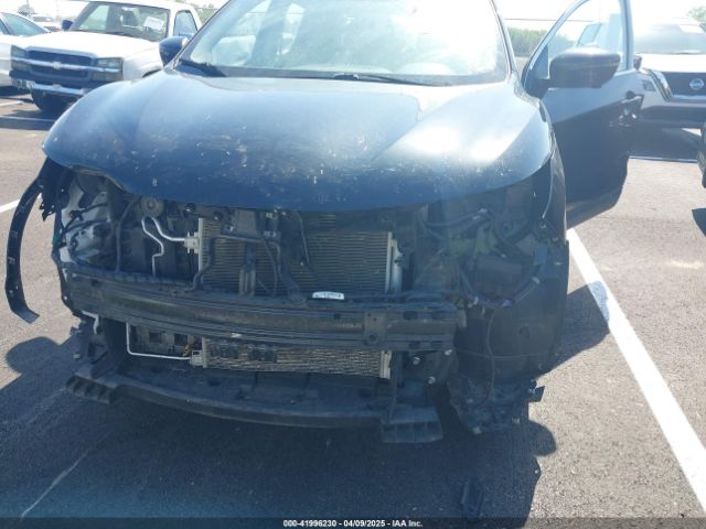 JN1BJ1CPXJW164412 Nissan Rogue Sport Sl