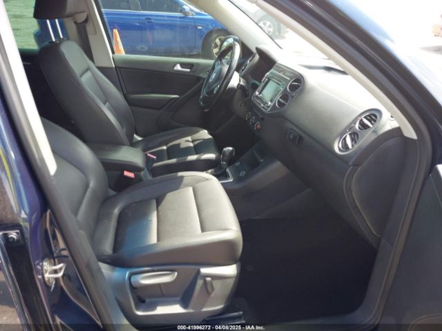 WVGBV3AX4EW544881 Volkswagen TIGUAN SE