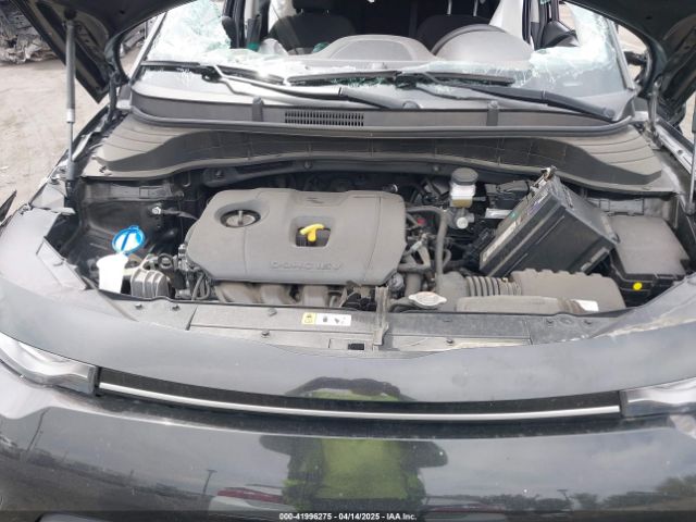 KNDJ23AU8N7185608 KIA SOUL LX