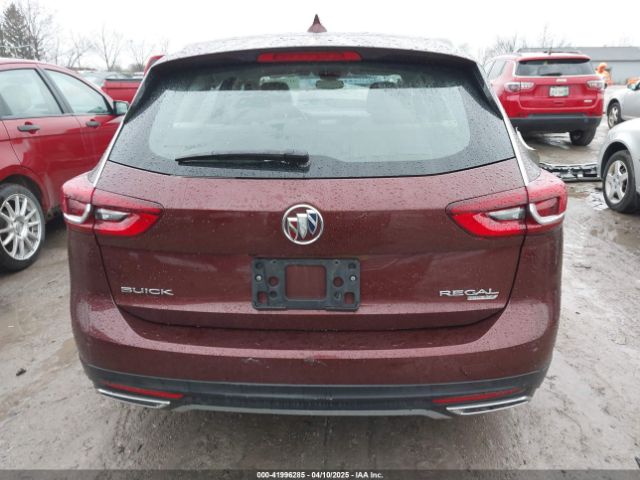 W04GV8SX1J1081380 Buick Regal Tourx Essence