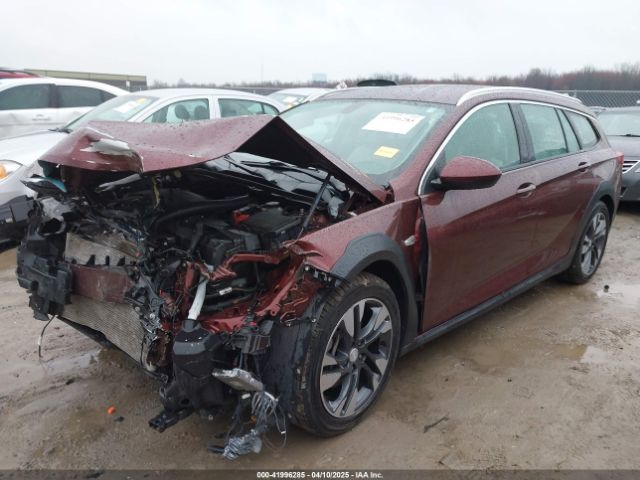W04GV8SX1J1081380 Buick Regal Tourx Essence