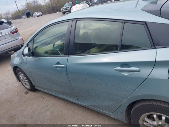 JTDKARFU5G3029149 Toyota Prius Three