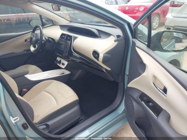 JTDKARFU5G3029149 Toyota Prius Three