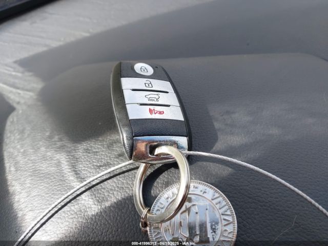 KNDJX3A5XG7334288 KIA Soul !