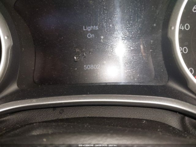 3C4NJDCB5JT362398 Jeep Compass Limited 4x4