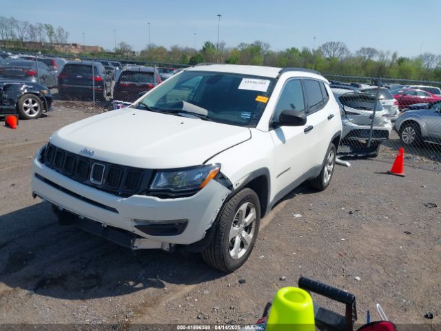 3C4NJDBB9JT364849 Jeep Compass Latitude 4x4