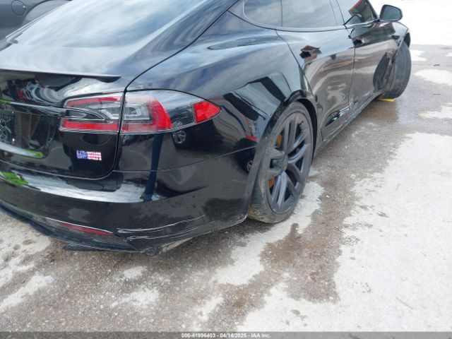 5YJSA1E60NF460244 Tesla Model S Plaid Tri Motor All-wheel Drive