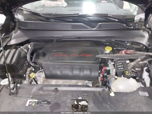3C4NJDFB7NT128068 Jeep Compass Latitude Lux 4x4