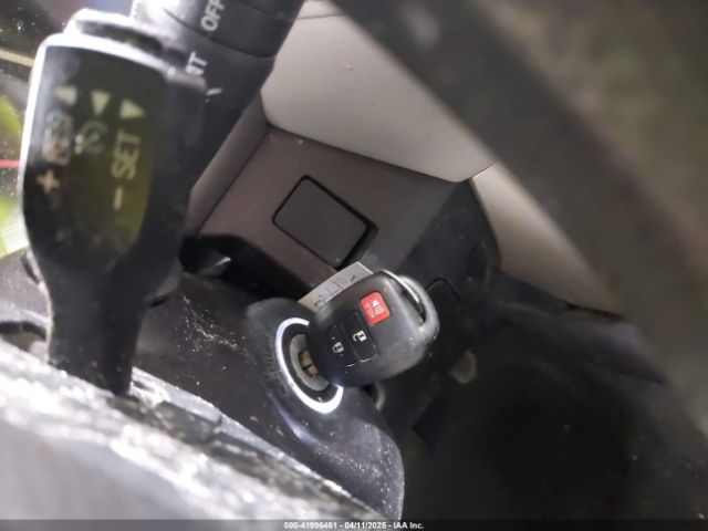 2T3RFREV9FW397274 Toyota Rav4 Xle