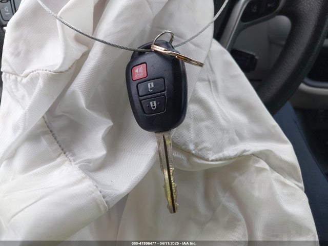 5TDBZRFH4KS997648 Toyota Highlander Le
